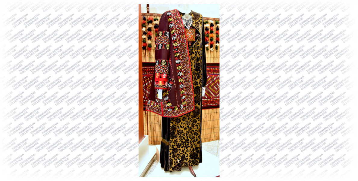 Exhibition and conference, honoring of masters and concert: Celebration of Turkmen Carpet Day