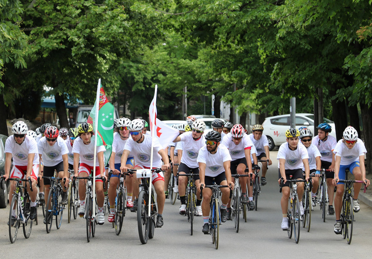 Buharestde we Tbiliside Türkmenistanyň diplomatik wekilhanalary tarapyndan guralan welosiped ýaryşlary geçdi