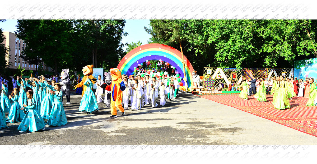 В Туркменистане стартовала первая смена детского отдыха в лагерях