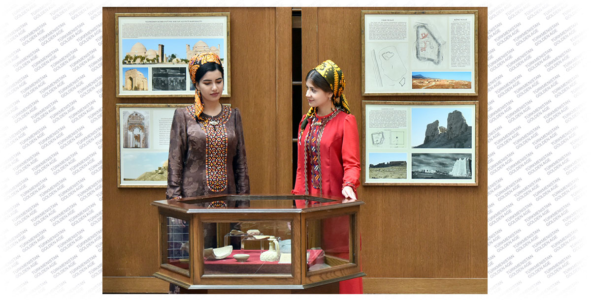 The State Museum welcomes to exhibition «Science – Human Wealth»