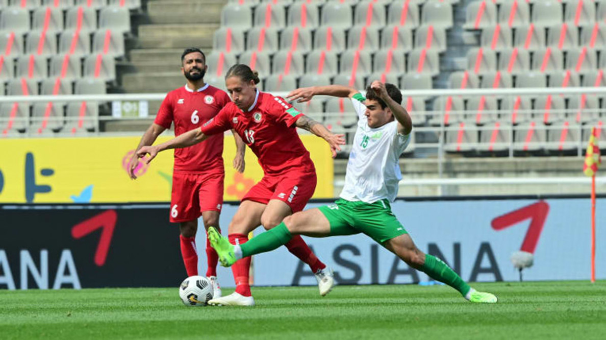 Turkmen football players take over Lebanese team in qualifying match for 2022 World Cup