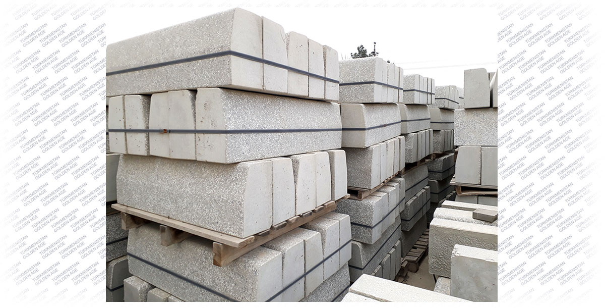 Construction materials: natural resources and import substitution