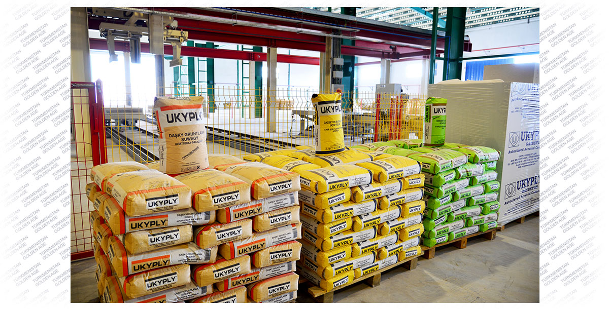 Construction materials: natural resources and import substitution