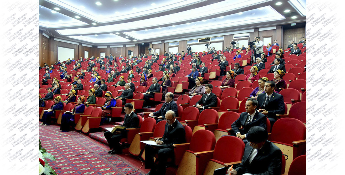 Международный форум: о жизни и творческом наследии великого Махтумкули Фраги