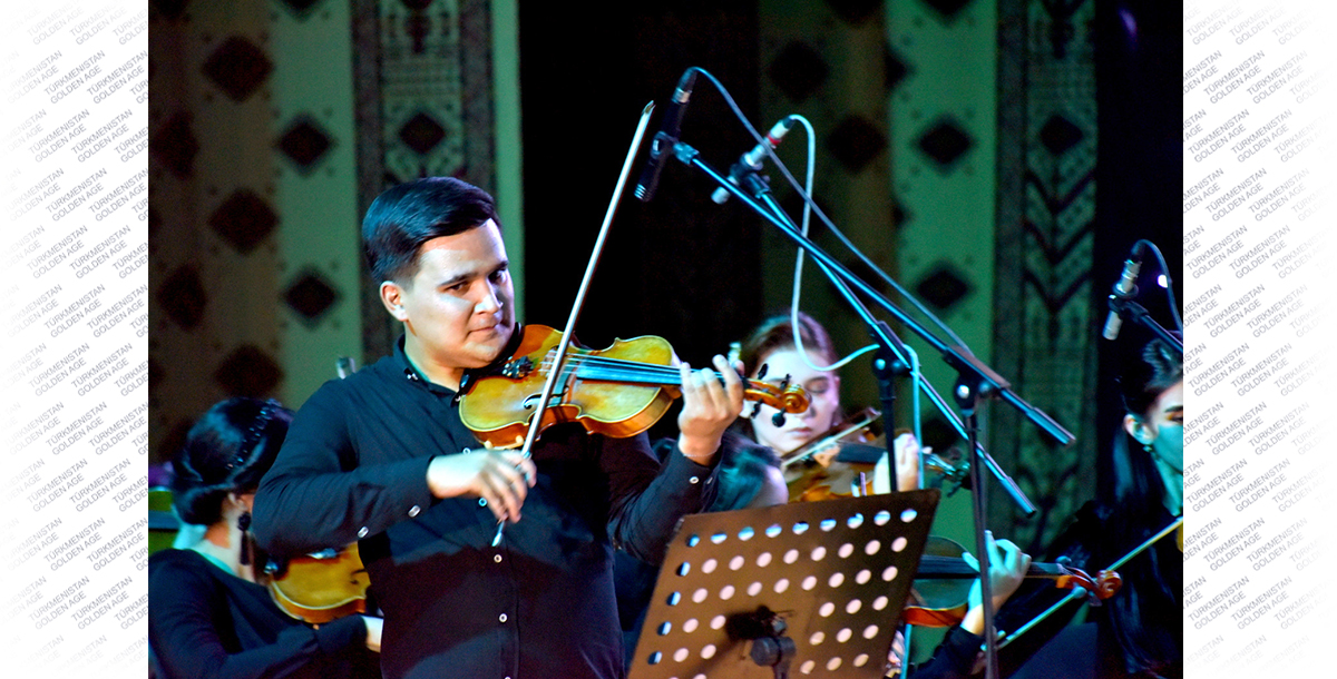 Оркестр Тахира Атаева: Вивальди+Рихтер