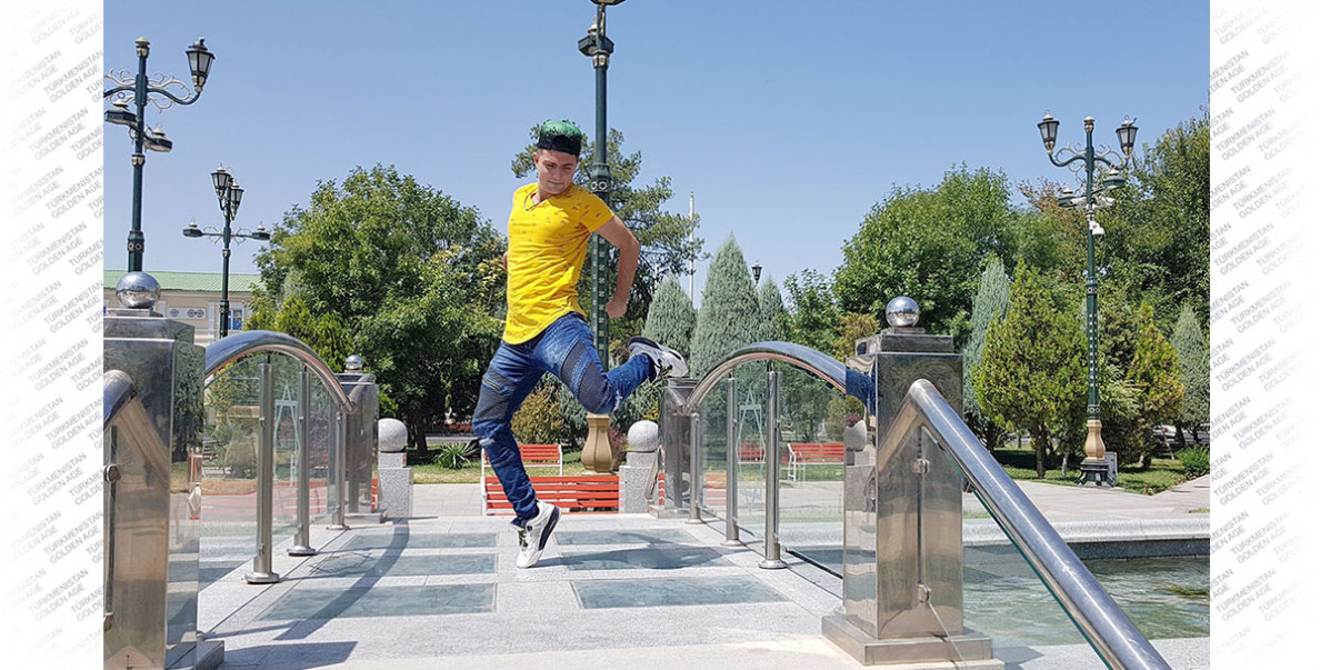 «Sazy synla – tansy diňle»: Jeýhun Aga-Tagyýew öz döredijiligi hakynda