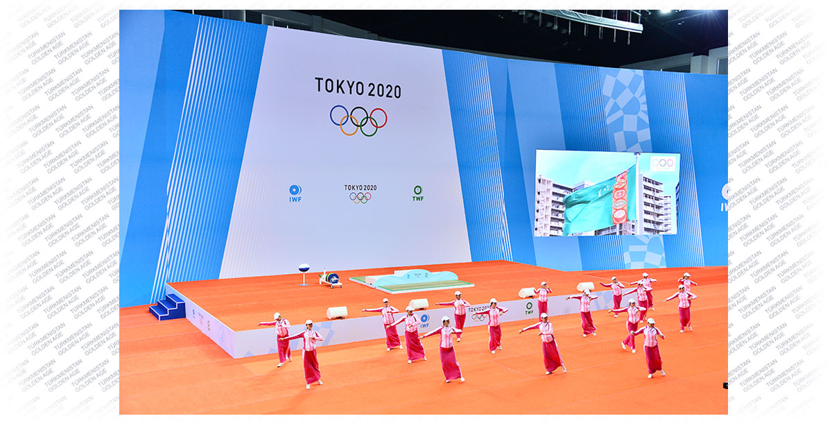 Türkmenistanyň Prezidenti Garaşsyz Türkmenistanyň taryhynda ilkinji Olimpiýa medalynyň eýesini sylaglady