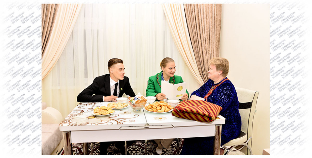 «Men öz gyzyma buýsanýaryn»