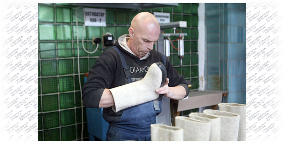 Belarusian felt boots made of Turkmen wool