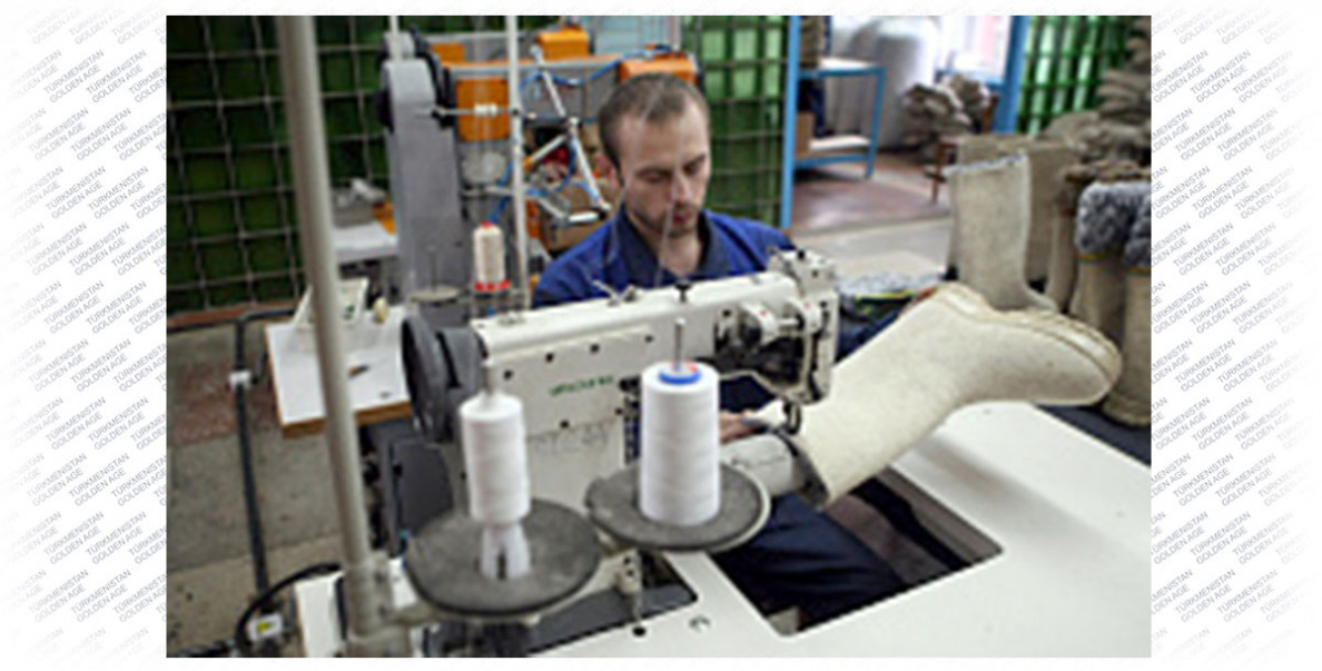 Belarusian felt boots made of Turkmen wool