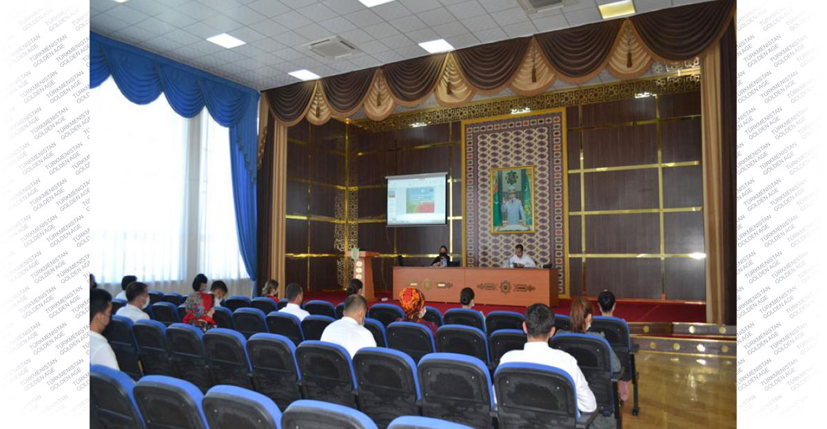 Семинар по повышению осведомленности о содействии торговле с учетом гендерных аспектов для туркменских специалистов