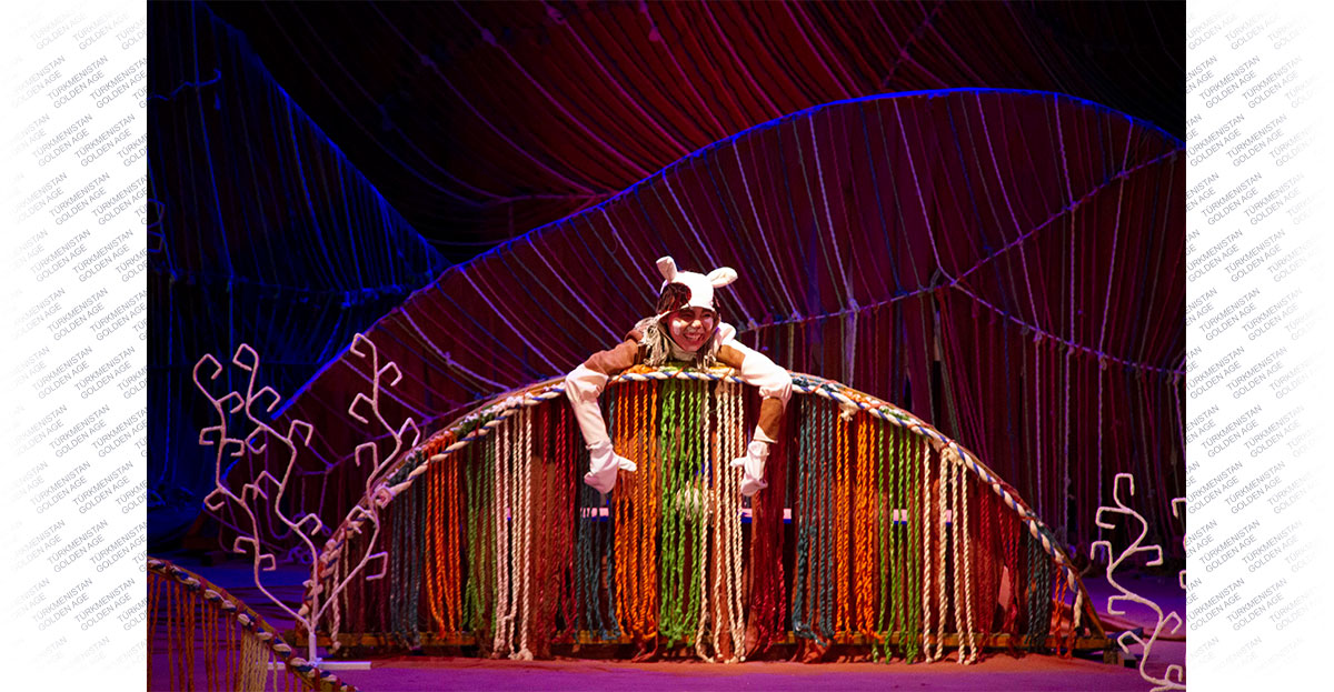 Герой сказки – симпатичный и смелый Алабай