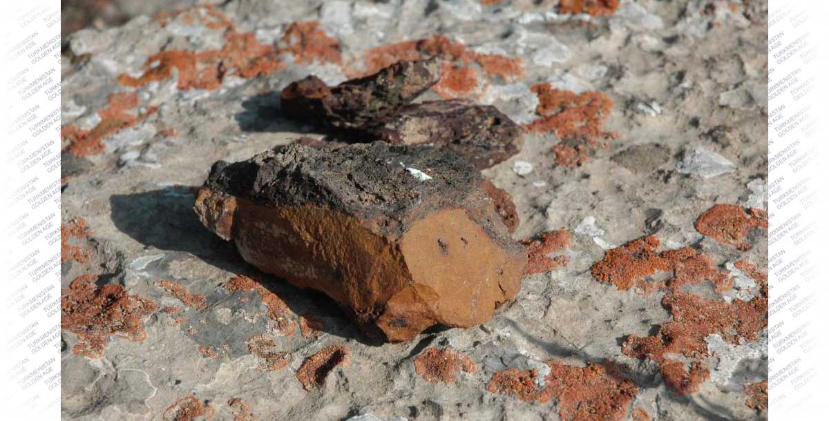 Завораживающие ландшафты и дивные памятники природы: плавильные печи - в горах