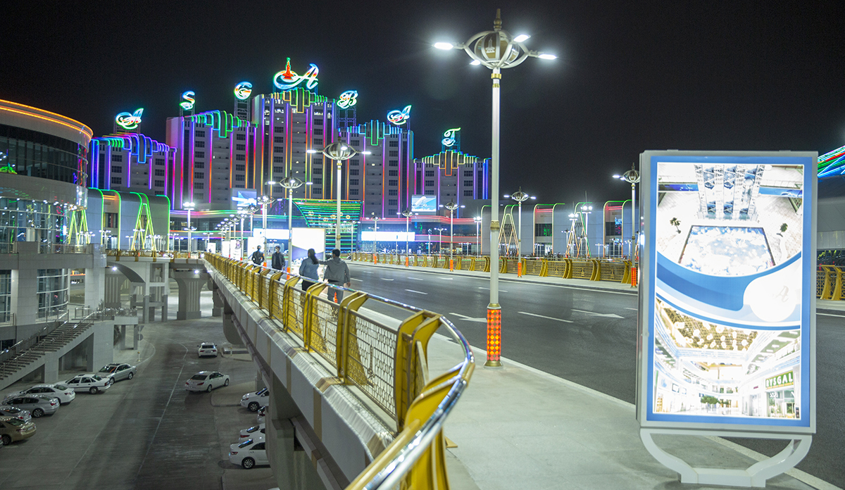 Ashgabat Shopping and Entertainment Center is the largest in the region