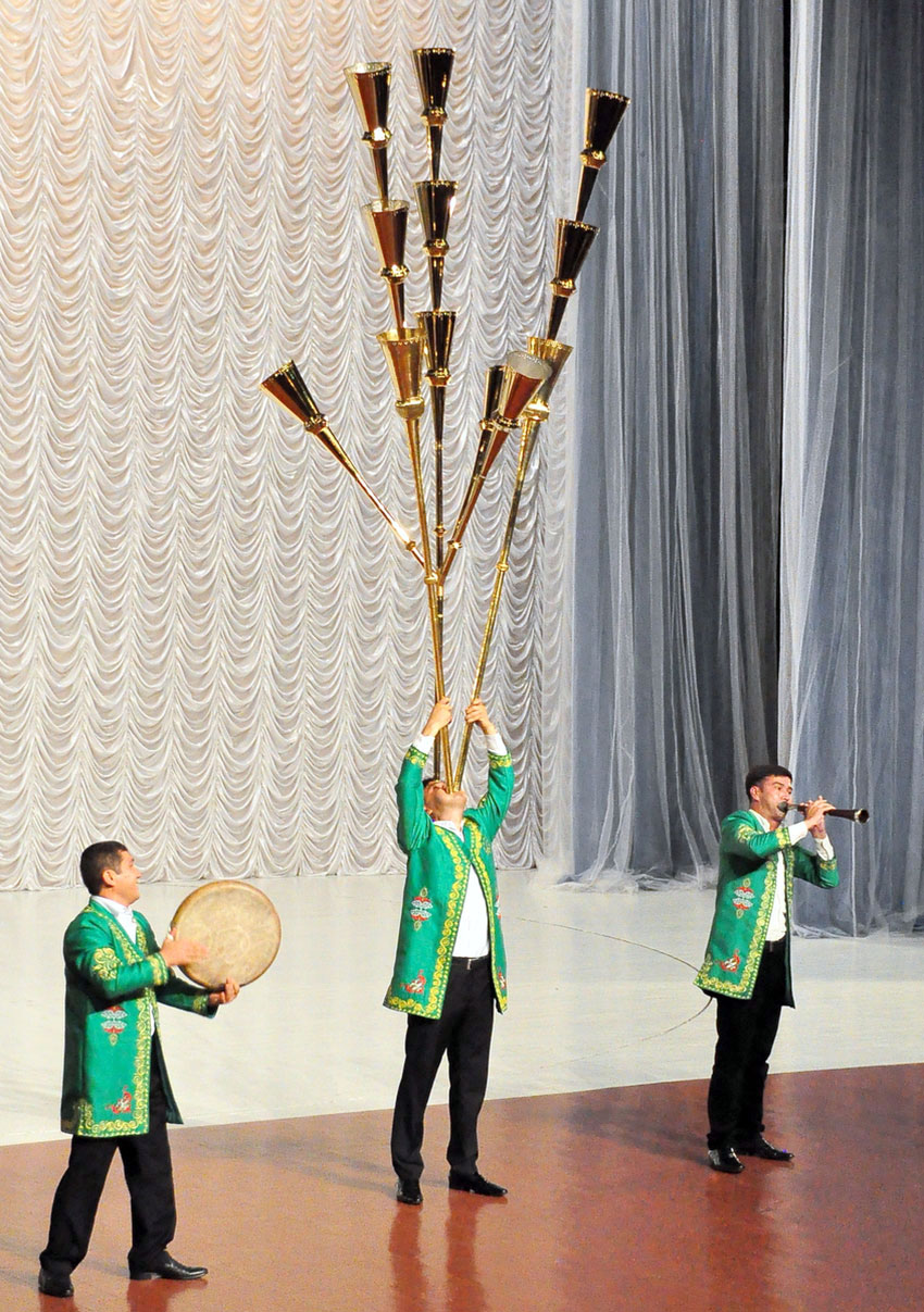 Концертом мастеров искусств Таджикистана открылись Дни культуры дружественной страны