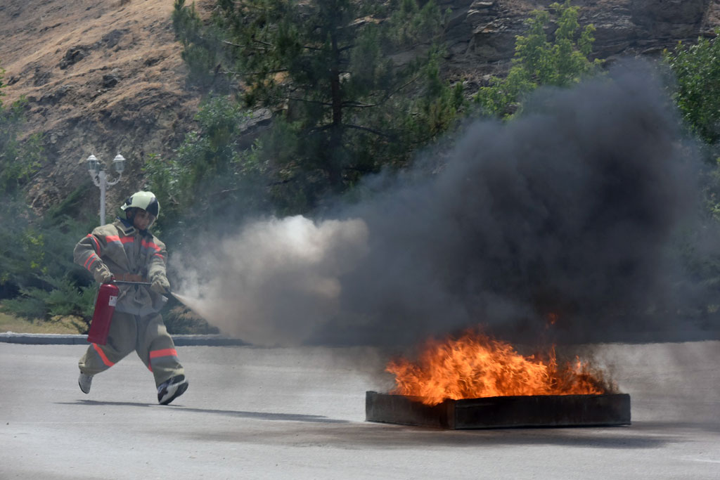 Туркменские школьники весело и с пользой для здоровья отдыхают в Гёкдере