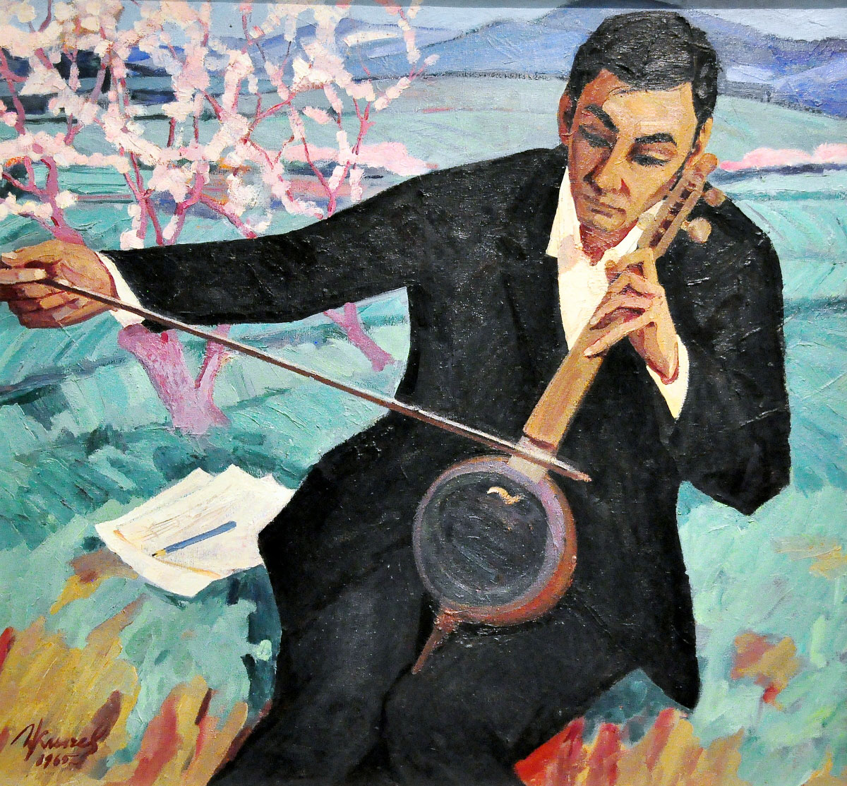 Çeperçilik muzeýindäki sergi  goralyp saklanylýan zatlar bilen tanyşdyrýar