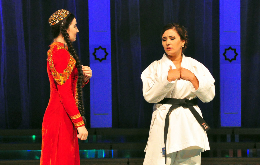 Aşgabatda V Aziada bagyşlanan operanyň ilkinji görkezilişi şowly geçdi