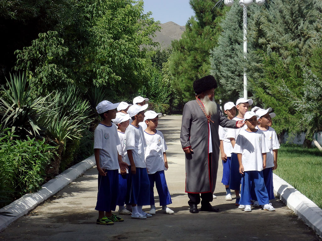 Ecology lessons are organized for the children on holidays in Gyokdere