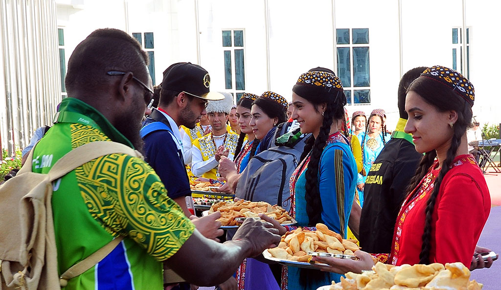 30 Countries Participating in Ashgabat 2017 Games Raise Their Flags 