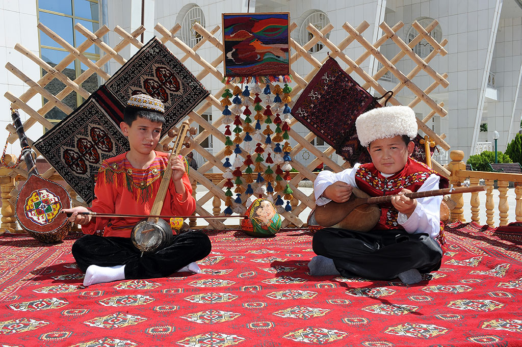В расписании ашхабадских школьников – внеплановые каникулы