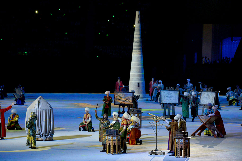 “Aşgabat 2017” oýunlarynyň açylyş dabarasynda türkmenleriň janlandyrylan taryhy: Dhistan we Köneürgenç