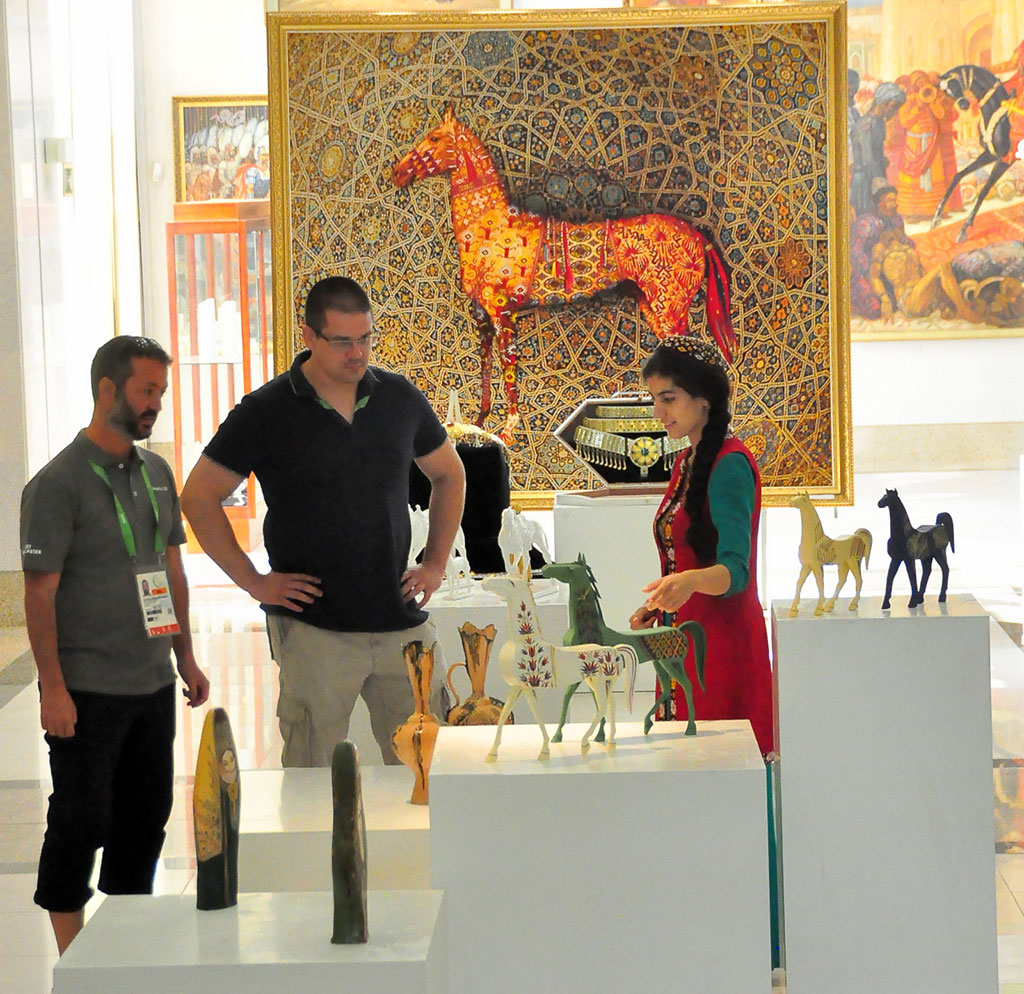 Для участников и гостей Игр развёрнута тематическая экспозиция в Музее изобразительных искусств