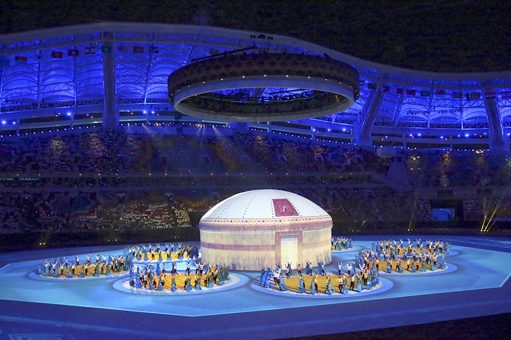 Olimpiýa stadionynda V Aziadanyň ýapylyş dabarasy boldy