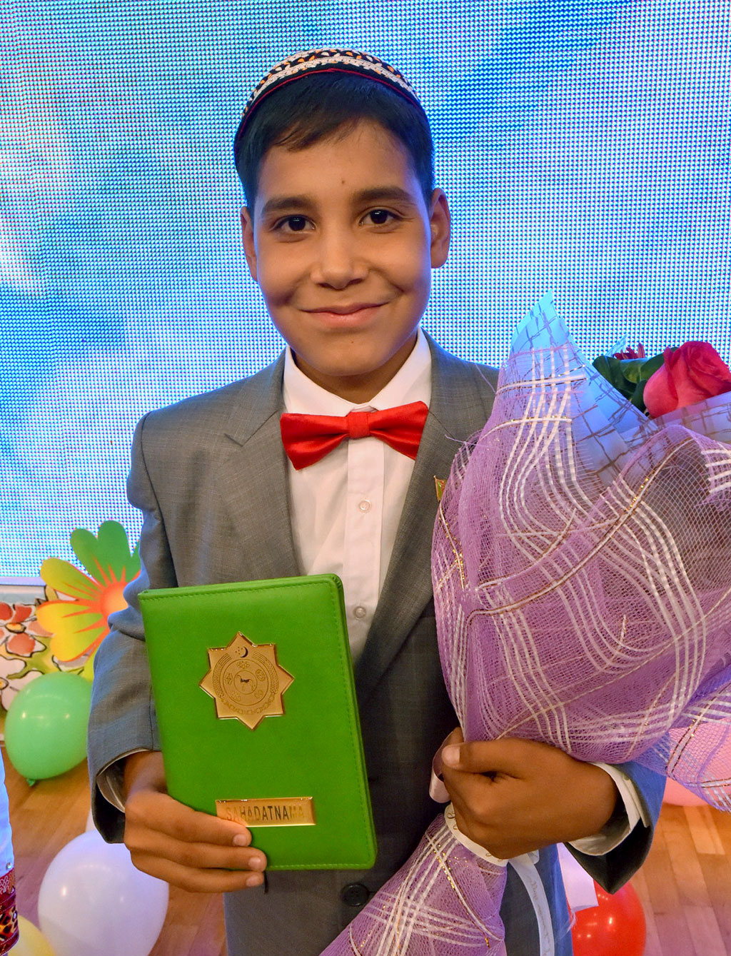 В Ашхабаде состоялся финал детского музыкально-песенного конкурса