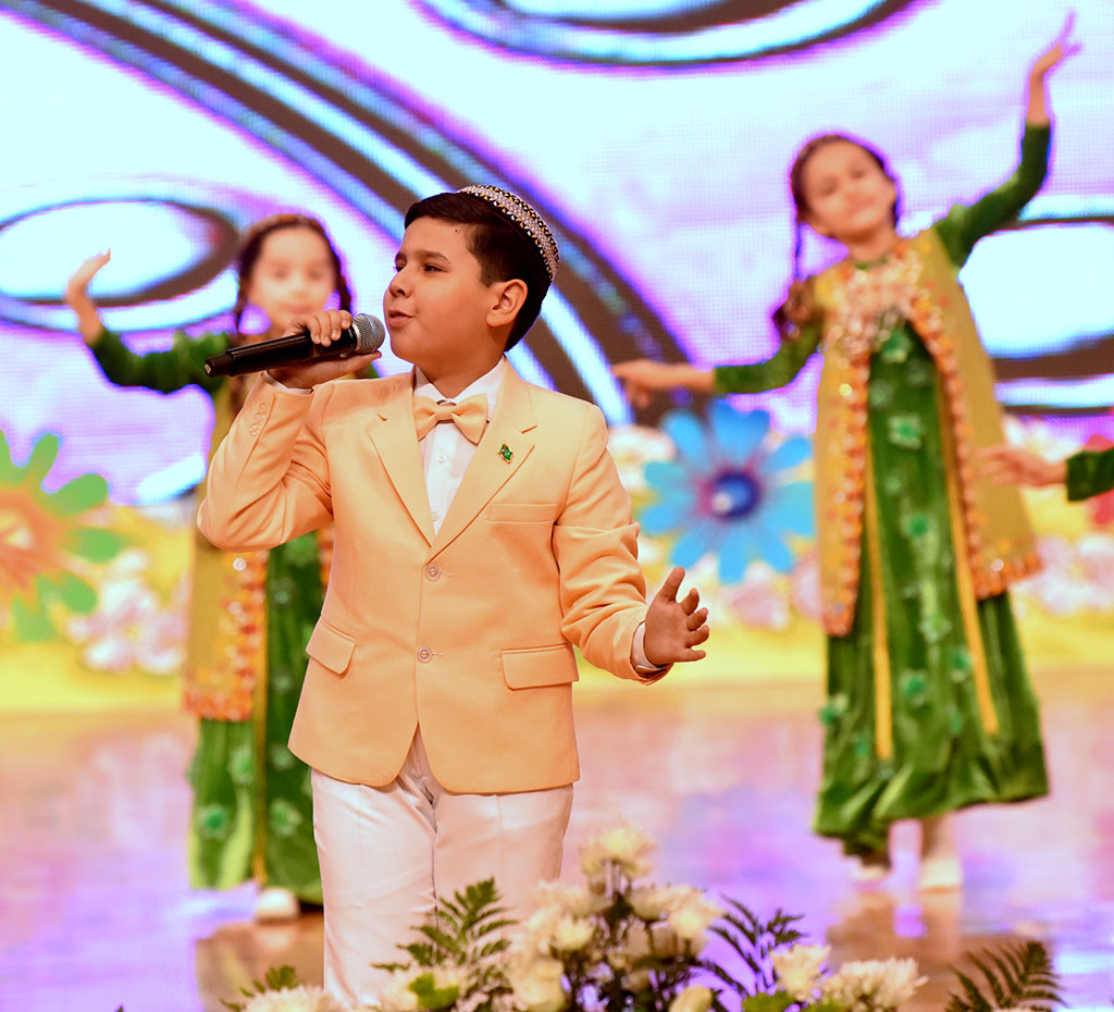 «Garaşsyzlygyň merjen däneleri» çagalar aýdym-saz bäsleşiginiň jemleýji tapgyry