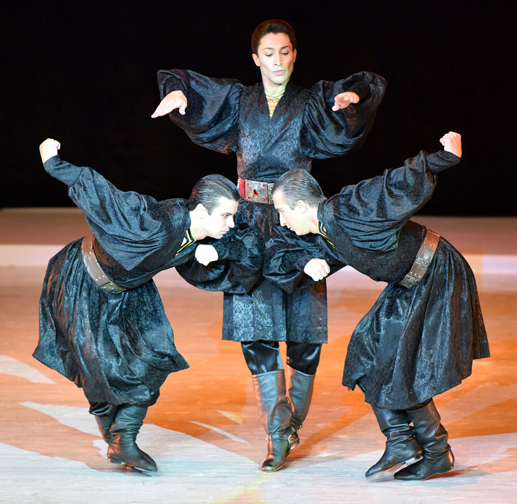 Igor Moiseýew adyndaky tans toparynyň çykyşy bilen Russiýanyň medeniýet günlerini açyldy