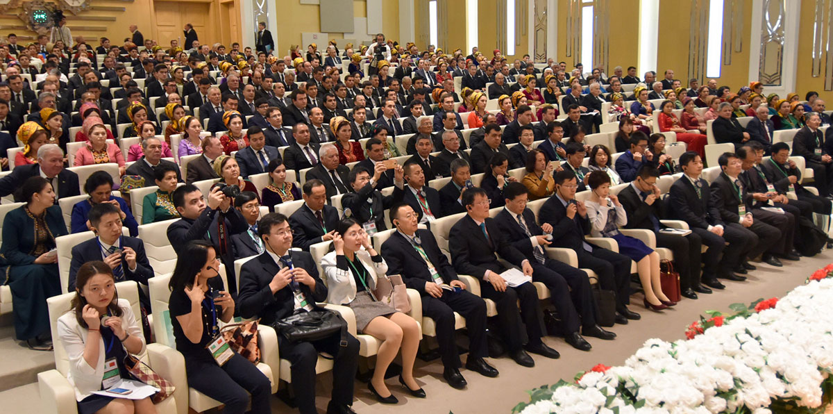I Türkmen-hytaý ylmy-innowasiýa forumy öz işine başlady