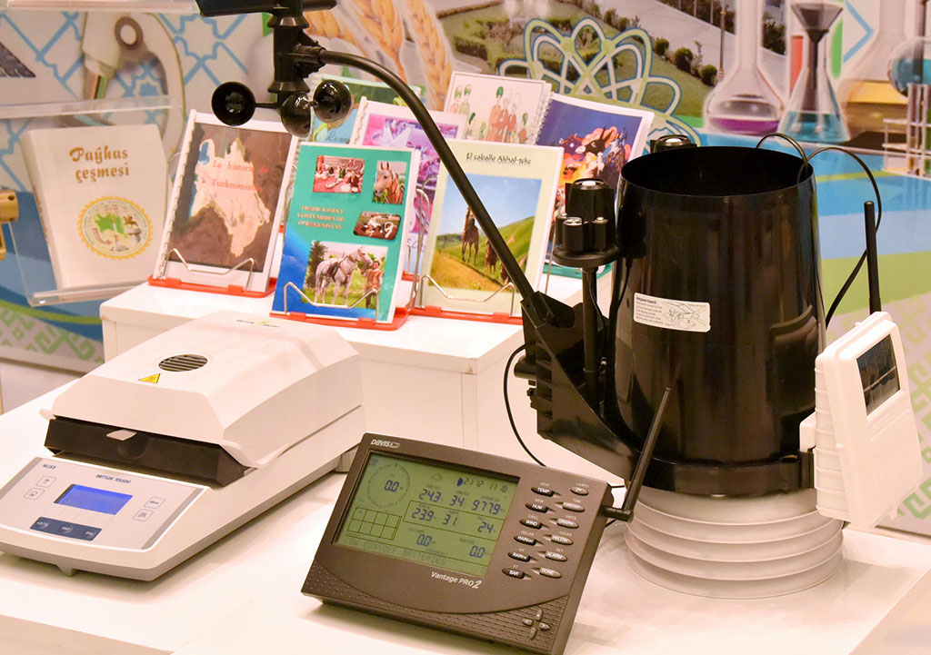 Многоплановая экспозиция знакомит с ключевыми тенденциями развития туркменской экономики 