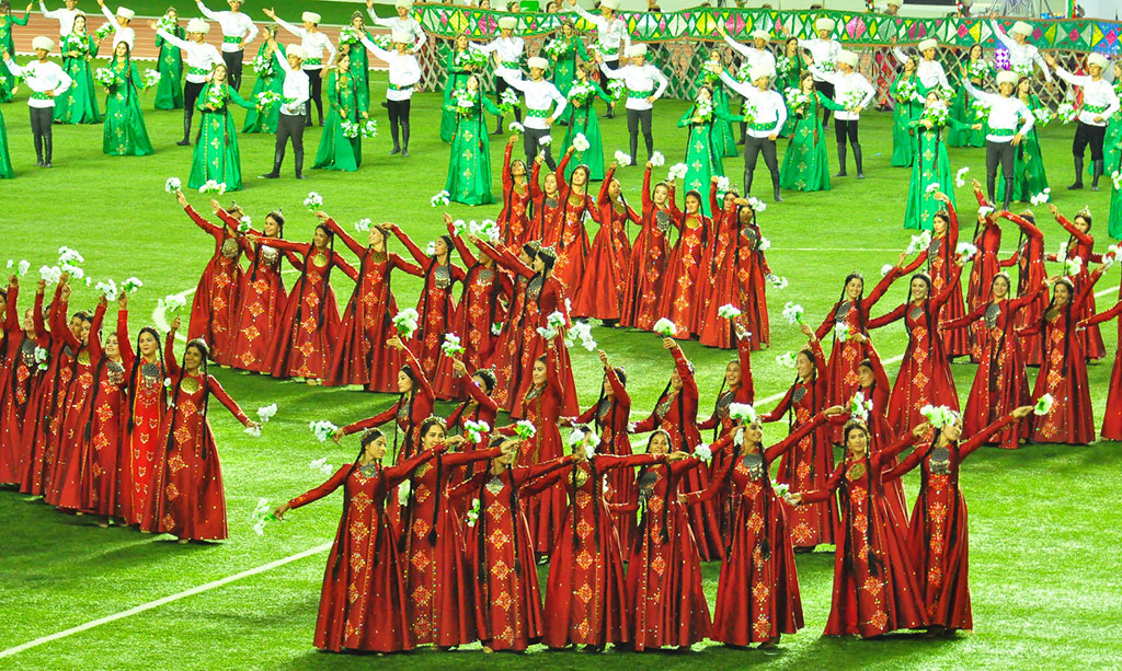 Ashgabat Sport Complex hosts a colorful celebration in honor of Independence Day
