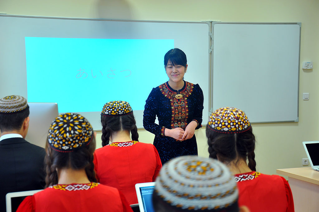 Подписан Меморандум об академическом обмене студентами между МУГНиР и Токийским университетом международных исследований