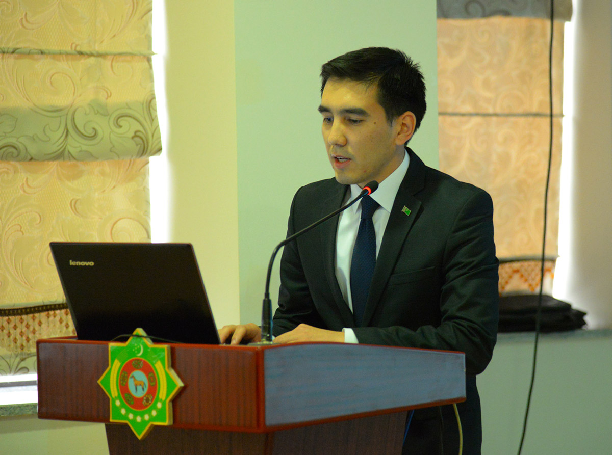 Türkmenistanyň ýokary okuw mekdepleriniň wekilleri  sanly bütewi bilim ulgamyny döretmegiň ugurlaryny ara alyp maslahatlaşdylar