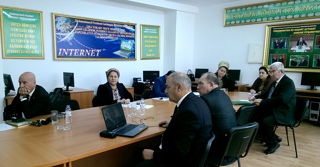 International expert Igor Gurkov read a series of lectures on strategic management at the Academy of State Service