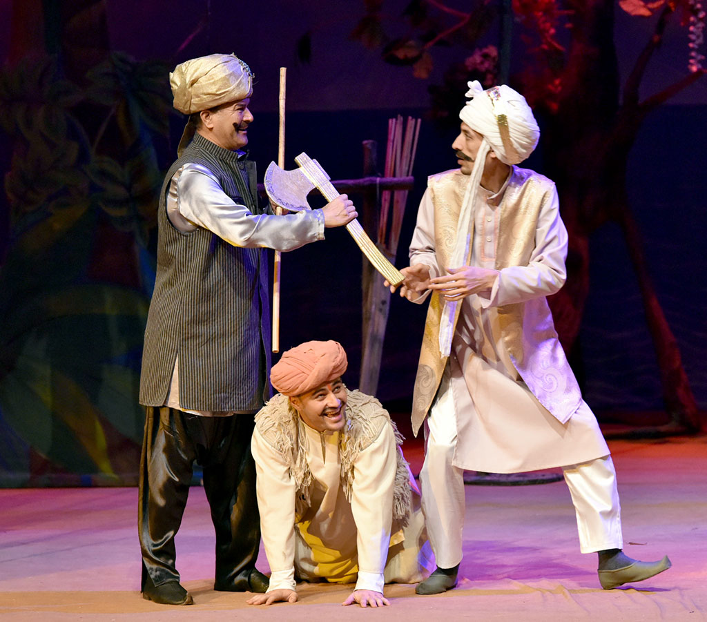 Alp Alrslan adyndaky Milli drama teatrynda «Çandunyň başdan geçirenleri» oýny täzeden sahnalaşdyryldy