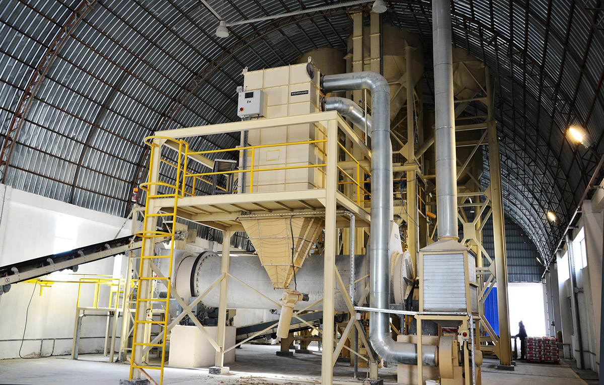 На индивидуальном предприятии в Бахарлынском этрапе выпускаются современные и экологичные стройматериалы