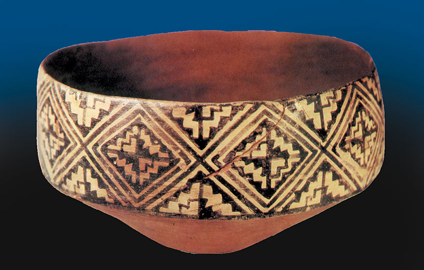 Altyndepe ösen senetçiligiň we ybadathanalaryň merkezidir