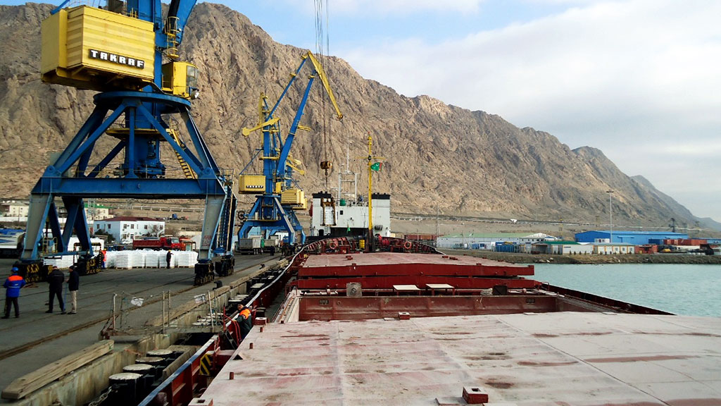 The next consignment of polypropylene to be shipped to the RF sea port Olya 