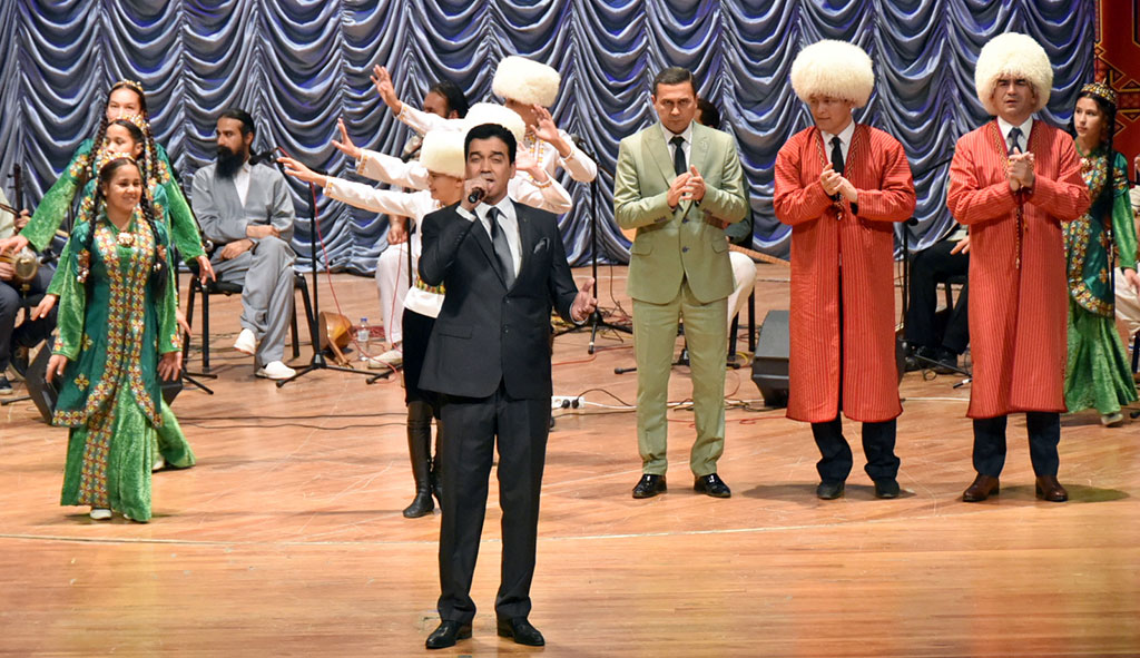 EYR-niň Medeniýet günleriniň ýapylyş dabarasy boldy 