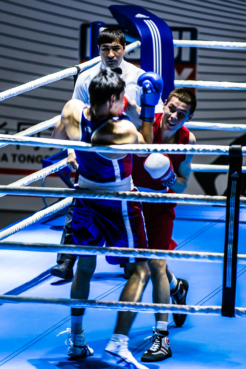 В Ашхабаде прошли первые бои чемпионата страны по боксу