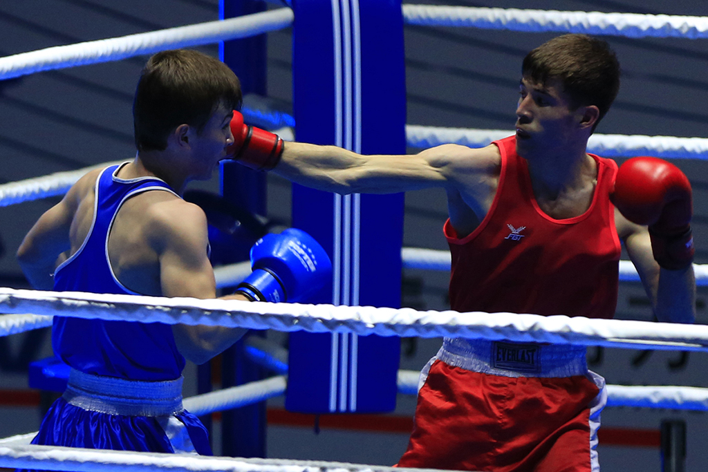 Dünýä boksunyň ýyldyzlary milli çempionatymyzyň guramaçylygyna ýokary baha berdiler