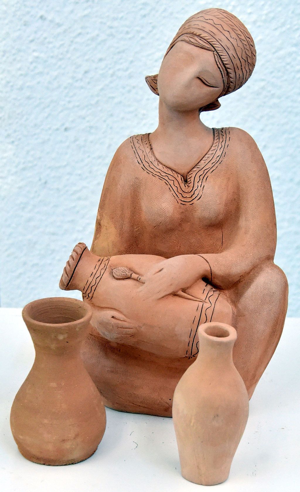 Туркменские художницы представили свои лучшие работы