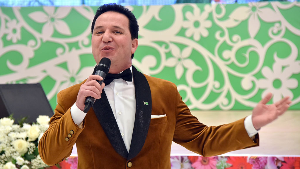 Berkarar  döwletimiziň  bagtyýarlyk  döwrüniň  zenanlarynyň  şanyna