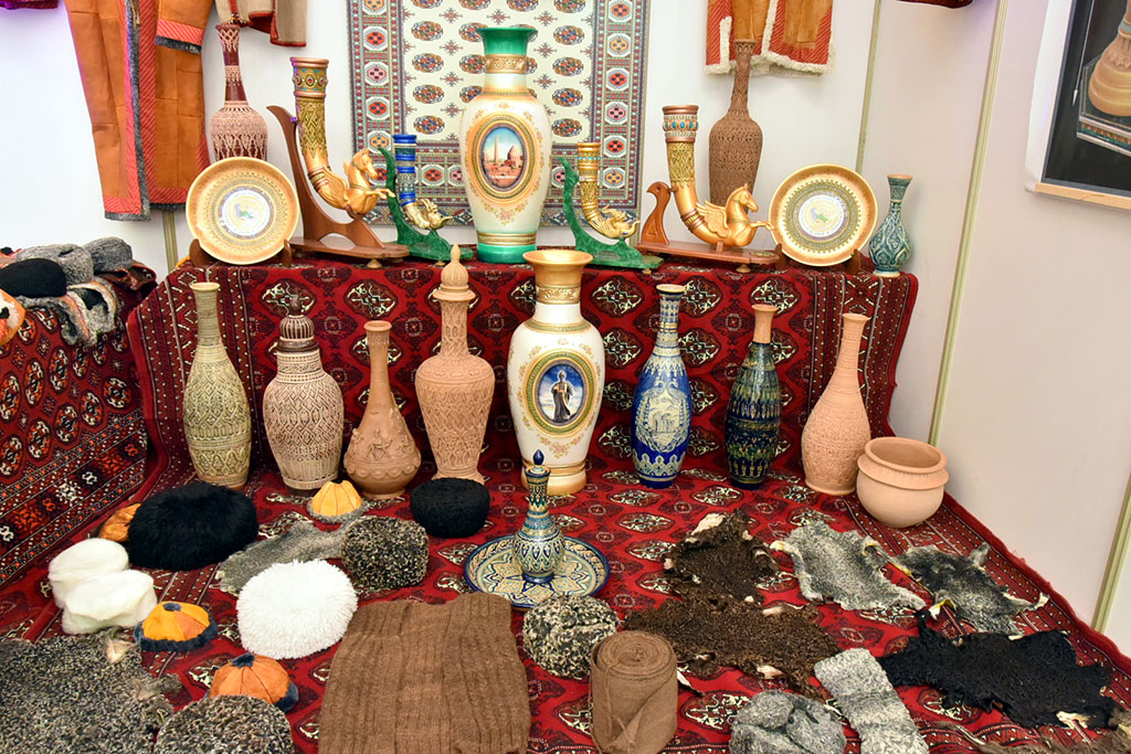 В Ашхабаде проходит смотр достижений туркменских предпринимателей