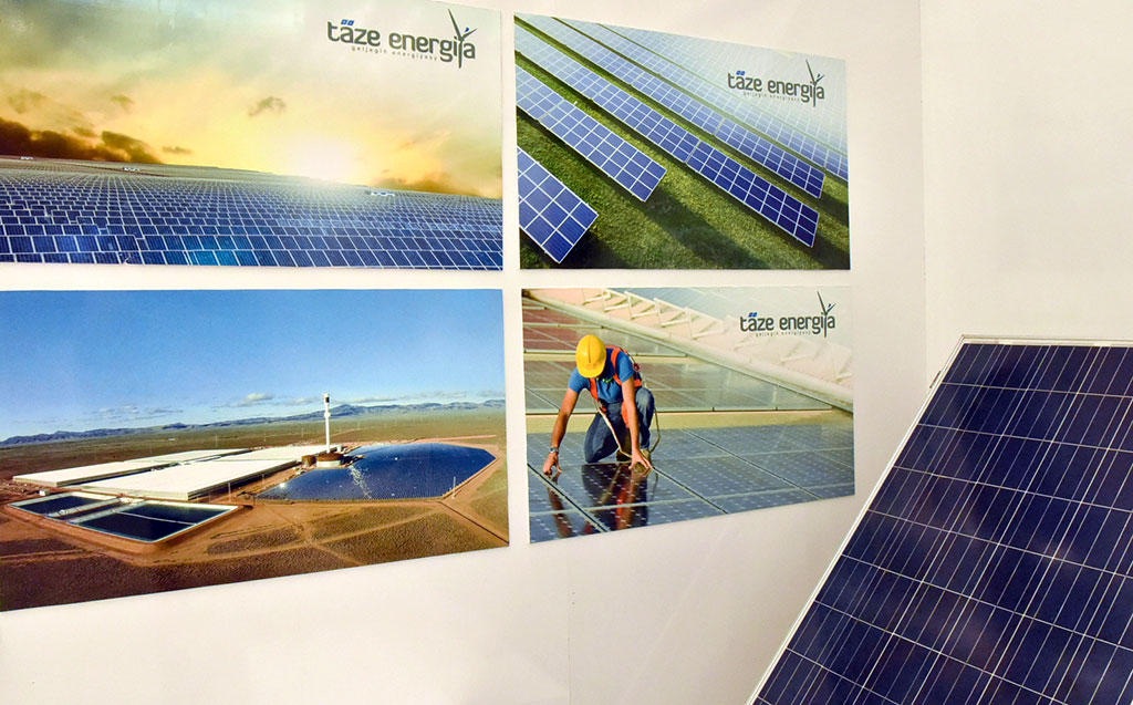 Участникам выставки предпринимателей вручены дипломы и сертификаты 