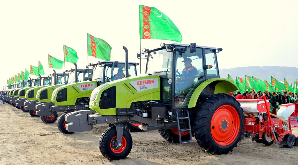 Sowing cotton started in the Akhal, Lebap and Mary velayats 