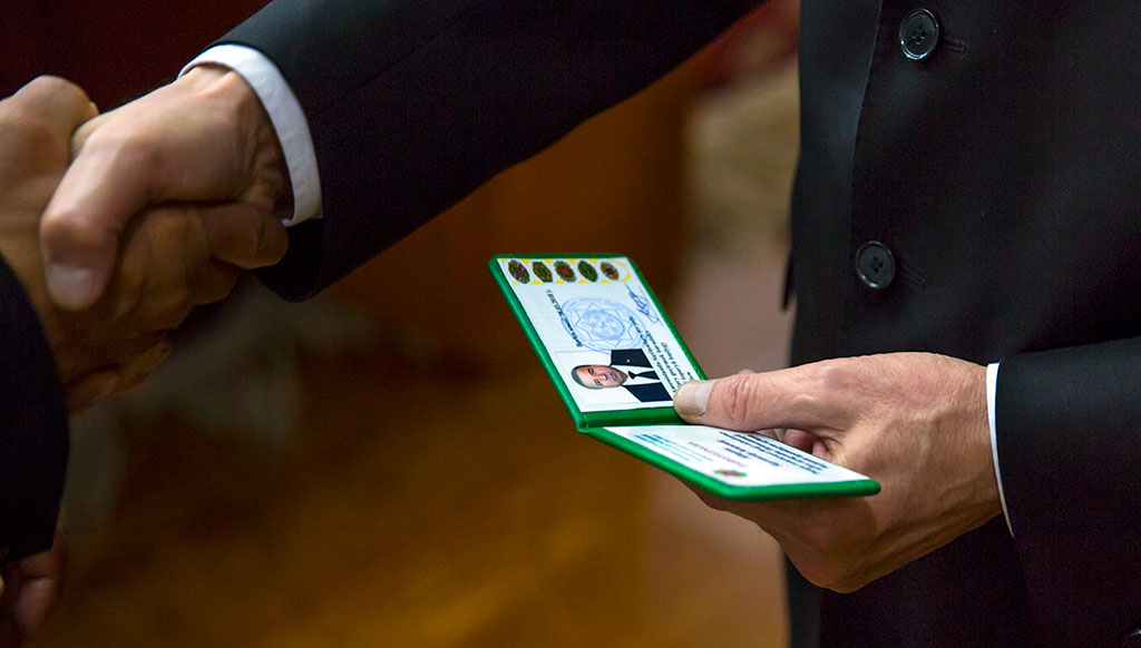 Parliamentarians of the new convocation receive certificates of deputies 